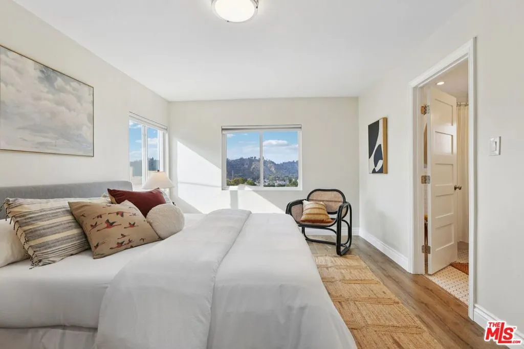 706 Isabel Street, Los Angeles, California 90065 home-pic-8