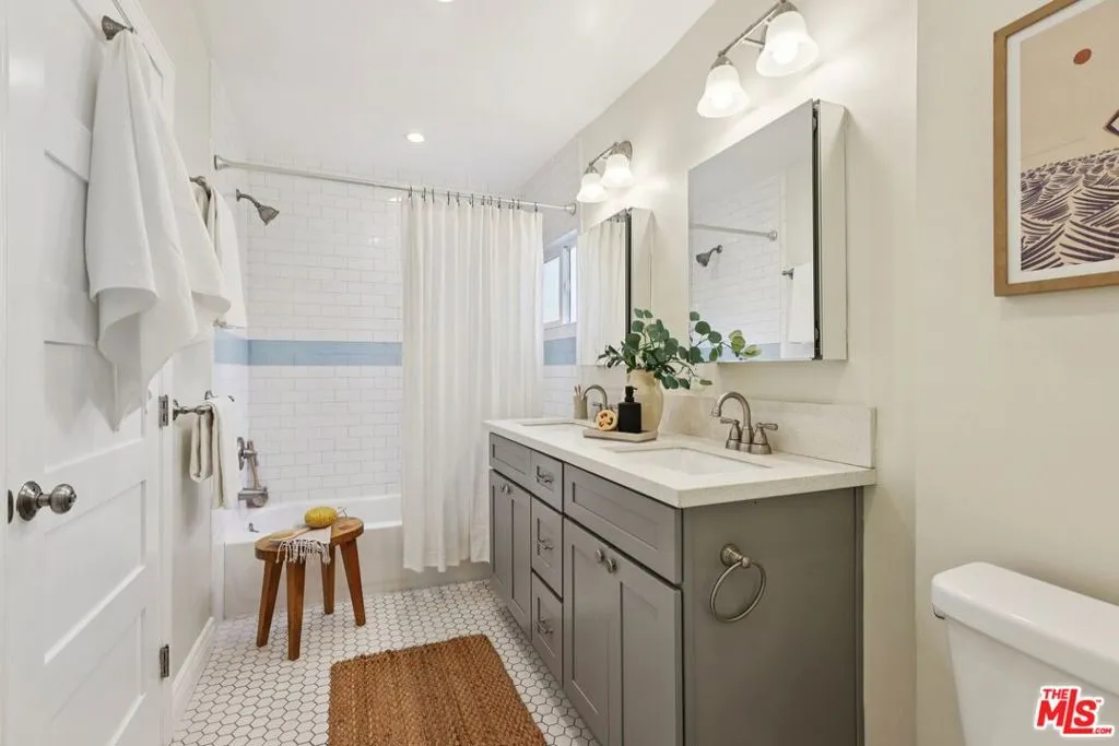 706 Isabel Street, Los Angeles, California 90065 home-pic-12