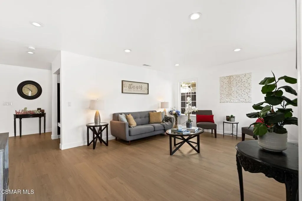 2809 Shelter Wood Court, Thousand Oaks, California 91362 home-pic-9