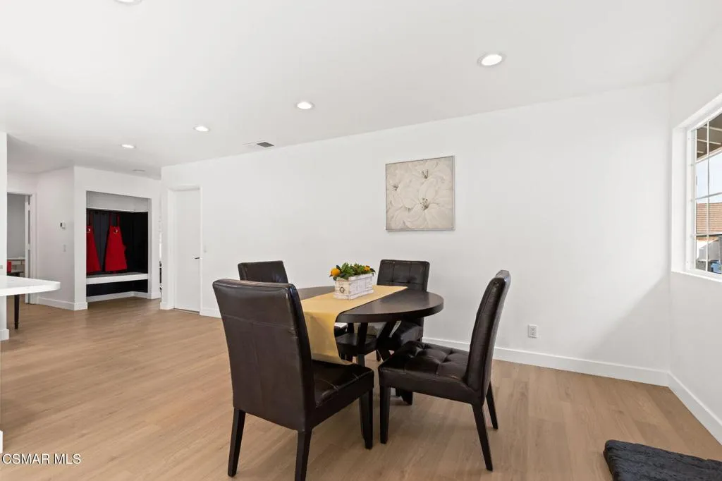 2809 Shelter Wood Court, Thousand Oaks, California 91362 home-pic-26