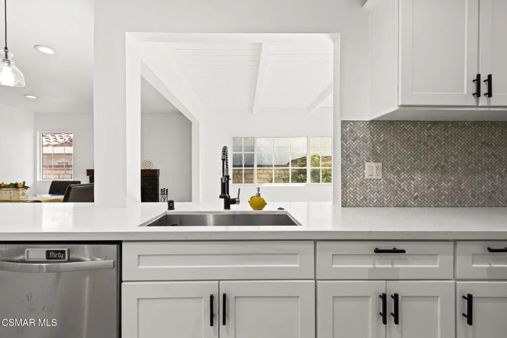 2809 Shelter Wood Court, Thousand Oaks, California 91362 home-pic-19