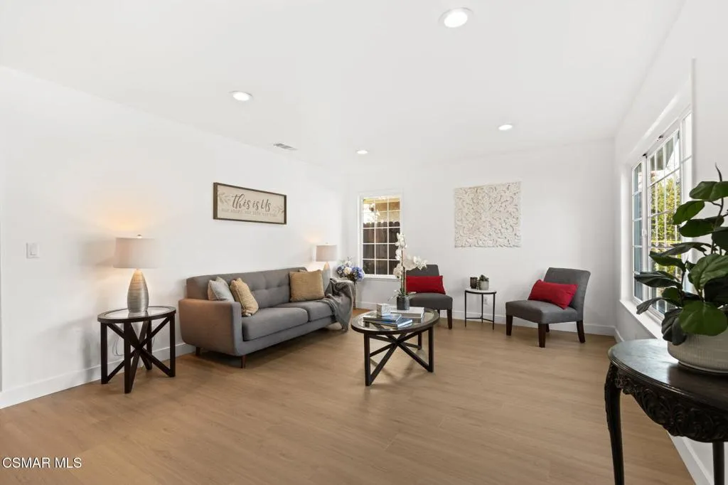 2809 Shelter Wood Court, Thousand Oaks, California 91362 home-pic-10
