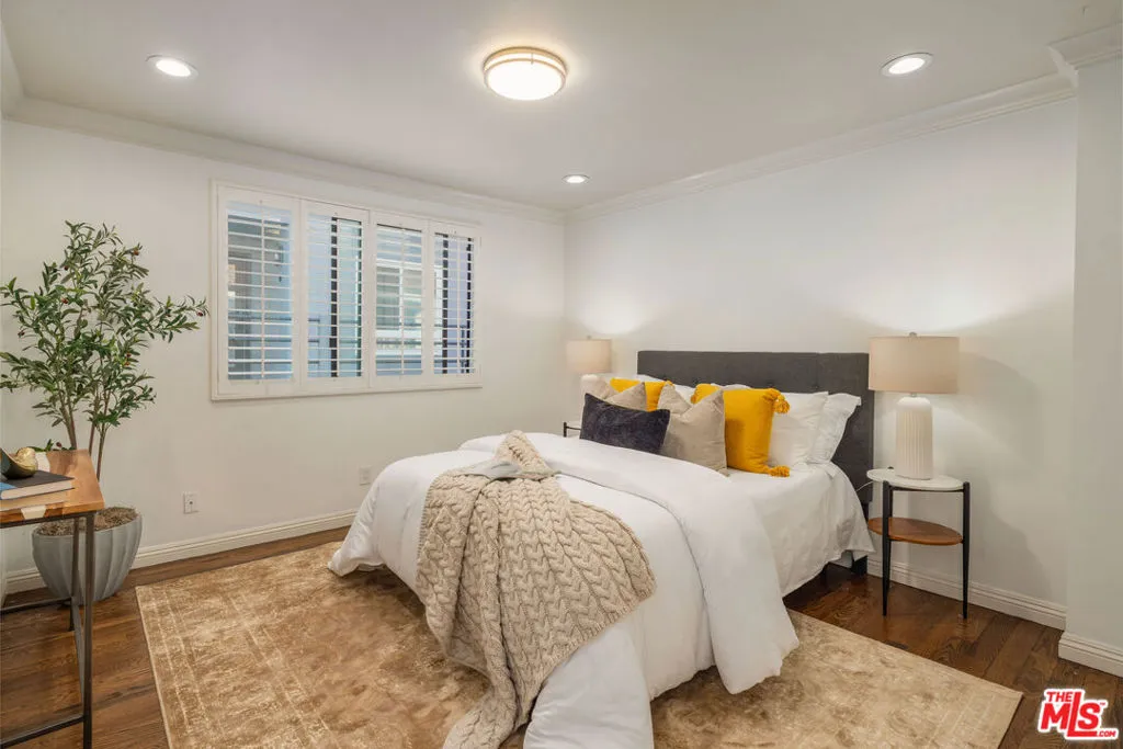 1226 N Kings Road 4, West Hollywood, California 90069 home-pic-13