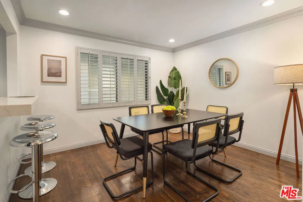 1226 N Kings Road 4, West Hollywood, California 90069 home-pic-8