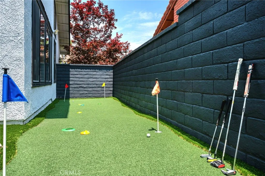 19410 Empty Saddle Road, Walnut, California 91789 home-pic-45