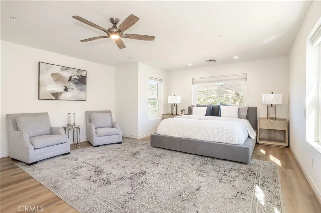 9162 Old Stage Rd, Agua Dulce, California 91390 home-pic-19