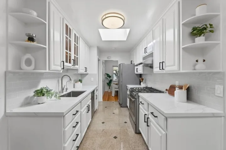1060 Weyburn Lane, San Jose, California 95129