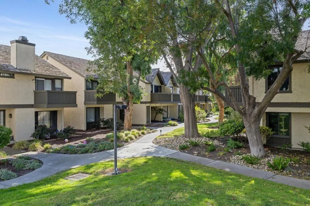 646 S Ahwanee Terrace, Sunnyvale, California 94085 home-pic-14