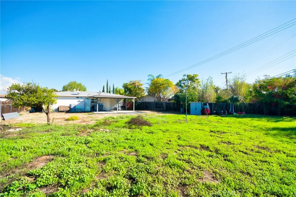 606 E De Anza Circle E, Ontario, California 91761 home-pic-41