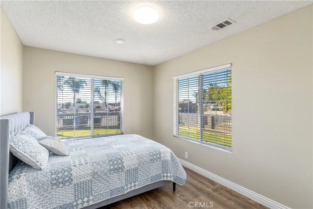 22742 Glendon Drive, Moreno Valley, California 92557 home-pic-15