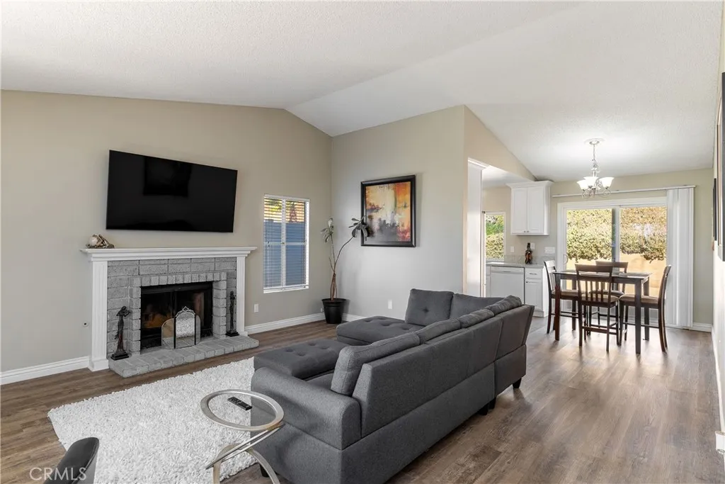 22742 Glendon Drive, Moreno Valley, California 92557 home-pic-5