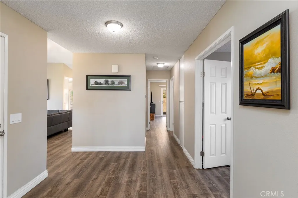 22742 Glendon Drive, Moreno Valley, California 92557 home-pic-9