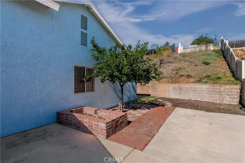 22742 Glendon Drive, Moreno Valley, California 92557 home-pic-37