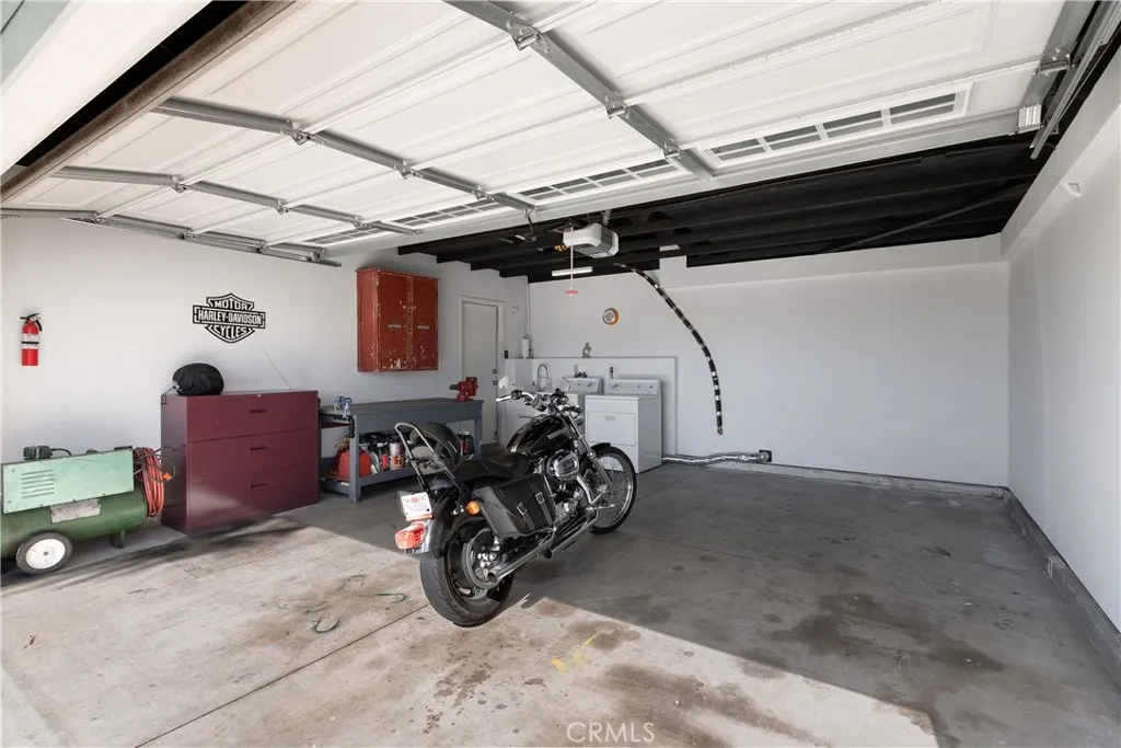 22742 Glendon Drive, Moreno Valley, California 92557 home-pic-23