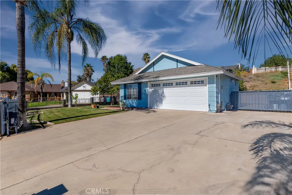 22742 Glendon Drive, Moreno Valley, California 92557 home-pic-31