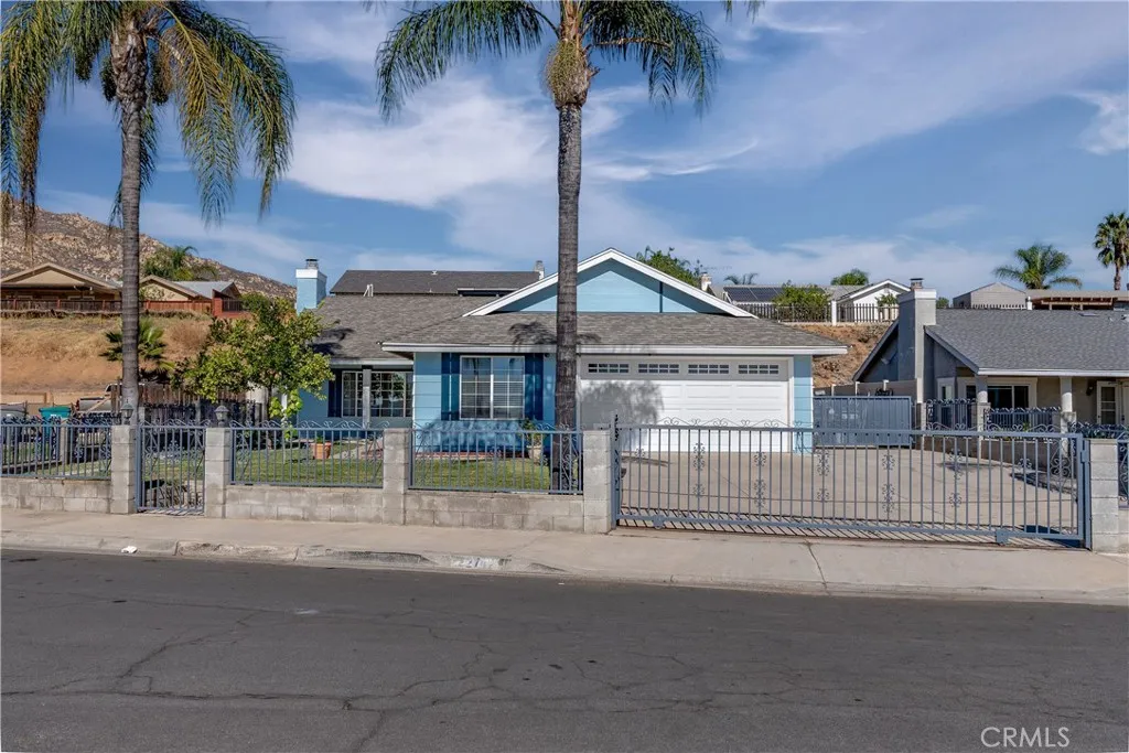 22742 Glendon Drive, Moreno Valley, California 92557 home-pic-29