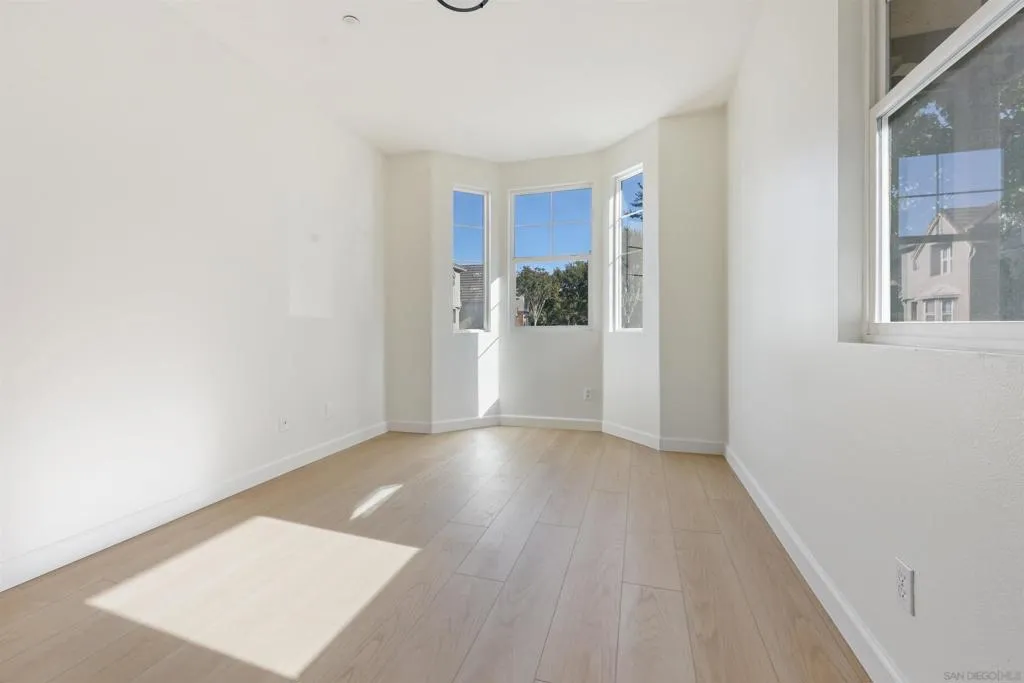, San Diego, California 92127 home-pic-10
