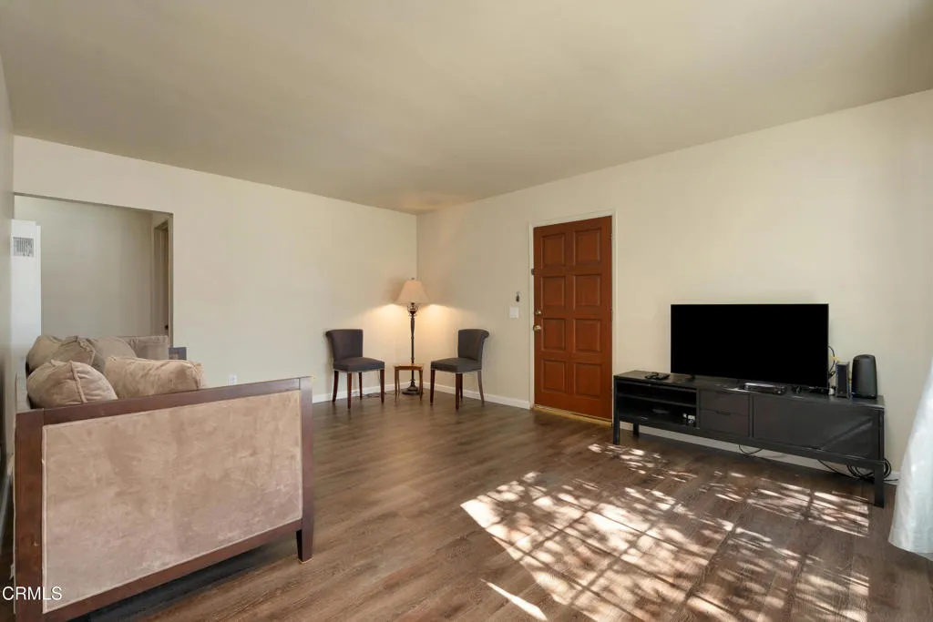 5333 El Monte Avenue, Temple City, California 91780 home-pic-6