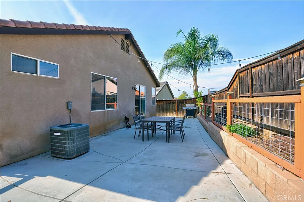 26068 Pinto Court, Moreno Valley, California 92555 home-pic-30