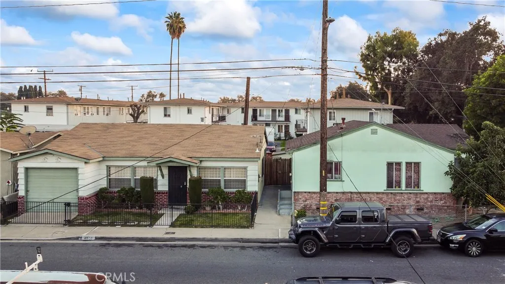 4860 Bell, Bell, California 90201 home-pic-4