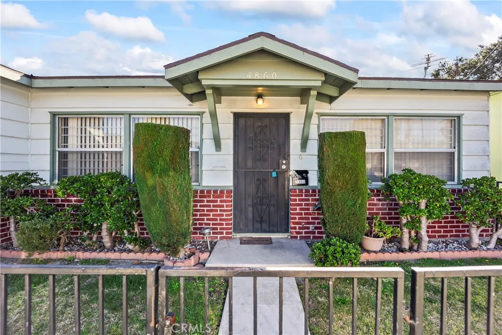 4860 Bell, Bell, California 90201 home-pic-10