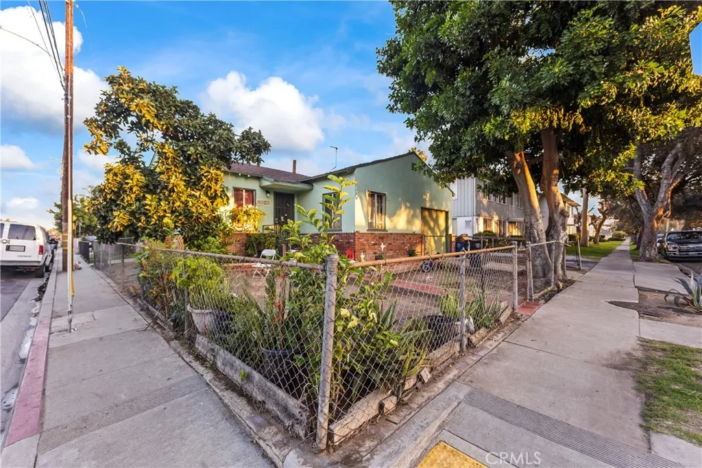 4860 Bell, Bell, California 90201 home-pic-7