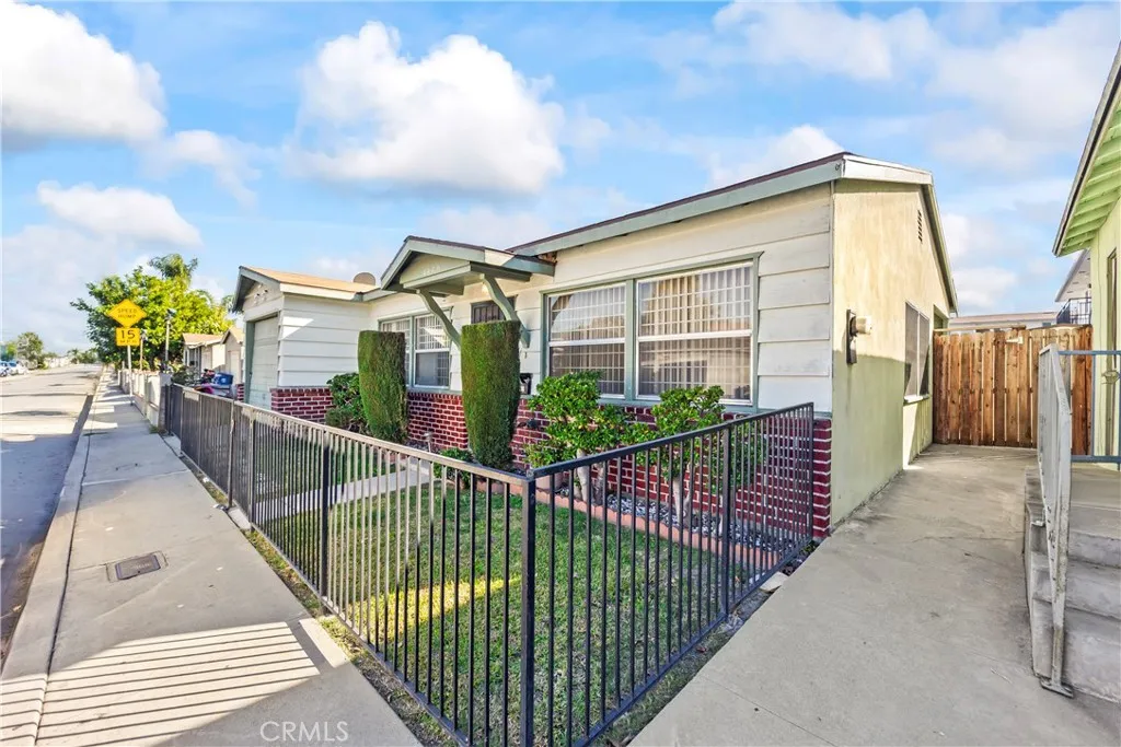 4860 Bell, Bell, California 90201 home-pic-13