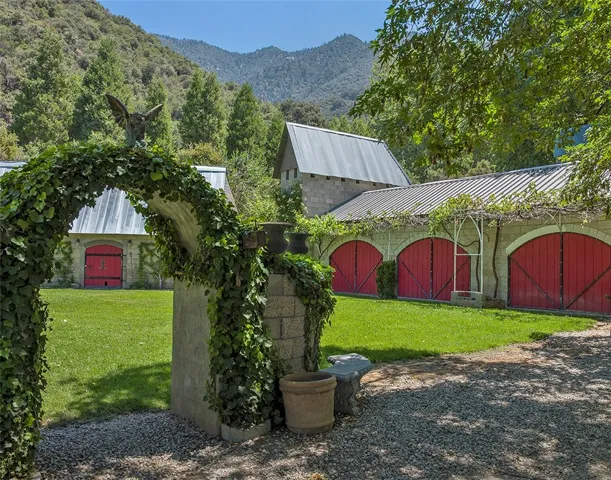 38838 Birch Creek, Oak Glen, California 92399