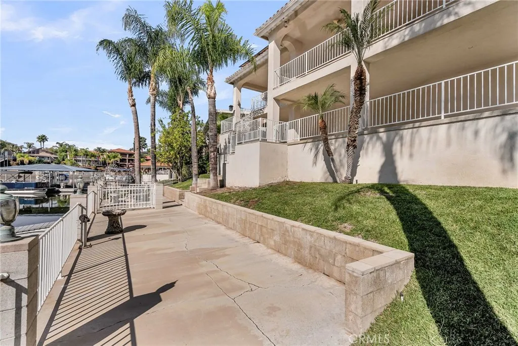 30263 Swan Point, Canyon Lake, California 92587 home-pic-41
