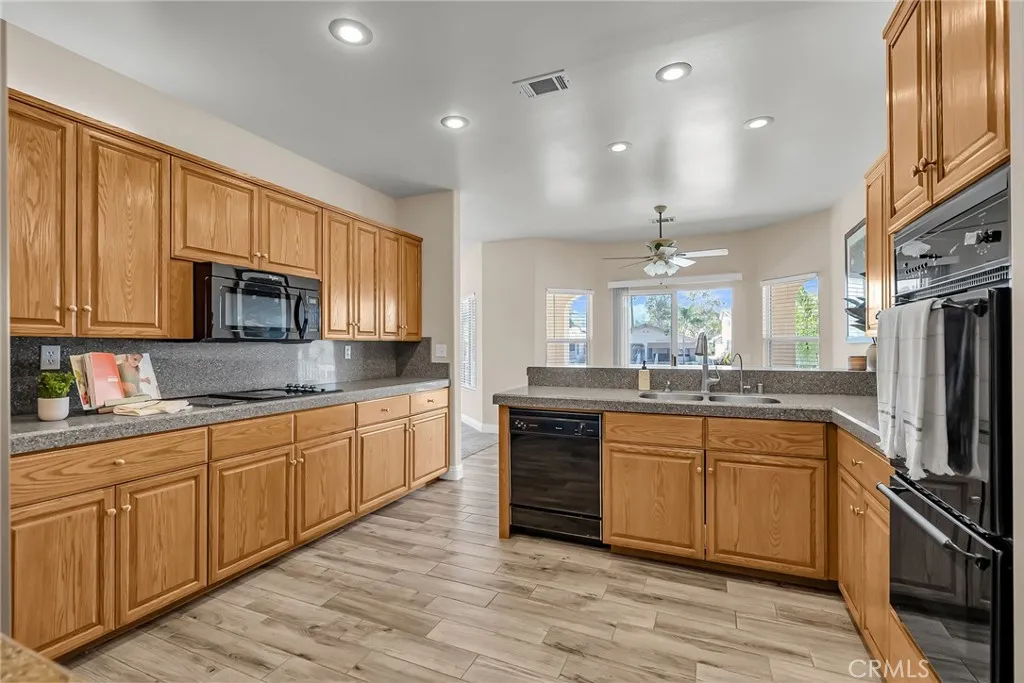 30263 Swan Point, Canyon Lake, California 92587 home-pic-18