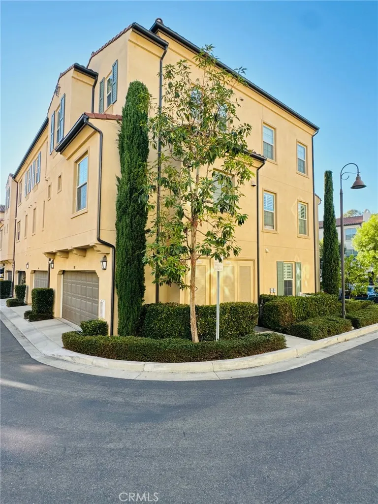 52 Capricorn, Irvine, California 92618 home-pic-32