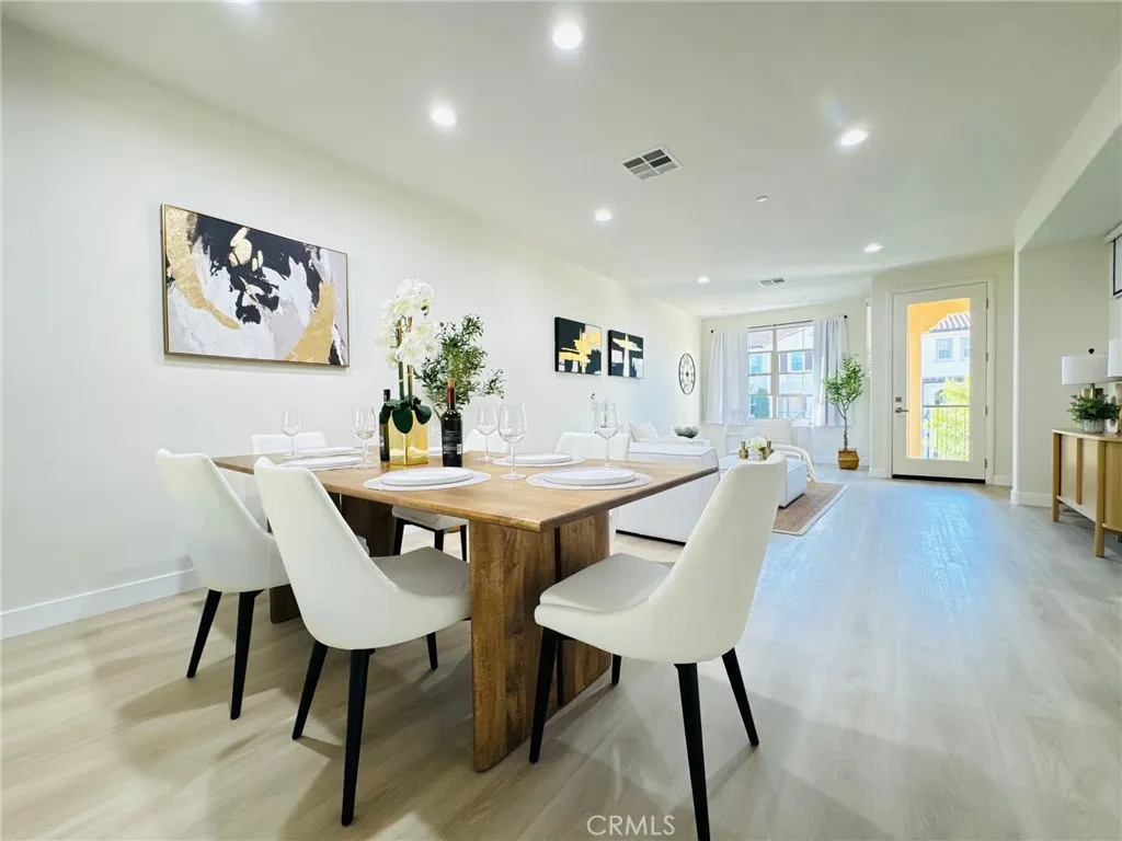 52 Capricorn, Irvine, California 92618 home-pic-12