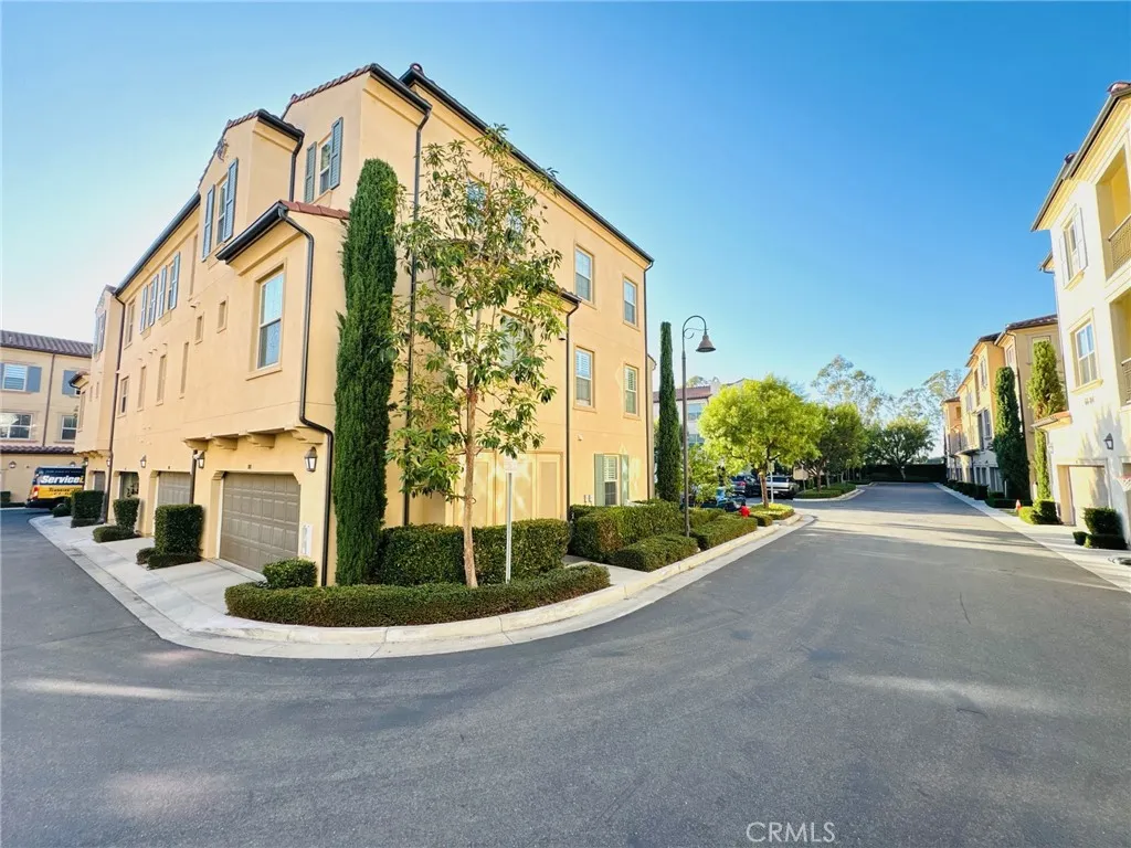 52 Capricorn, Irvine, California 92618 home-pic-34