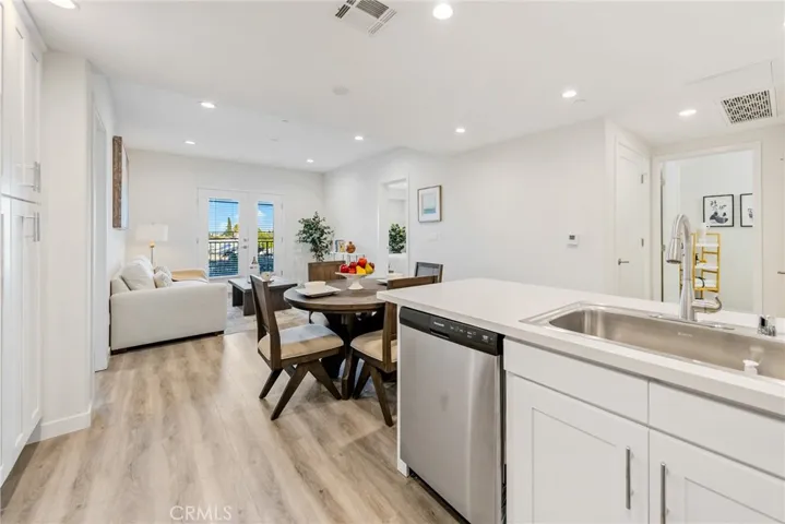 419 N Chandler Avenue 410, Monterey Park, California 91754