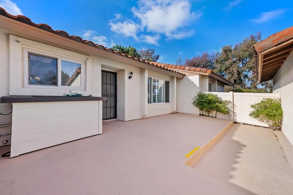 1741 Charleston Lane, Encinitas, California 92024 home-pic-2