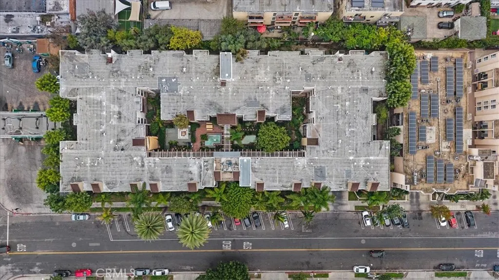 320 S Ardmore, Los Angeles, California 90020 home-pic-19