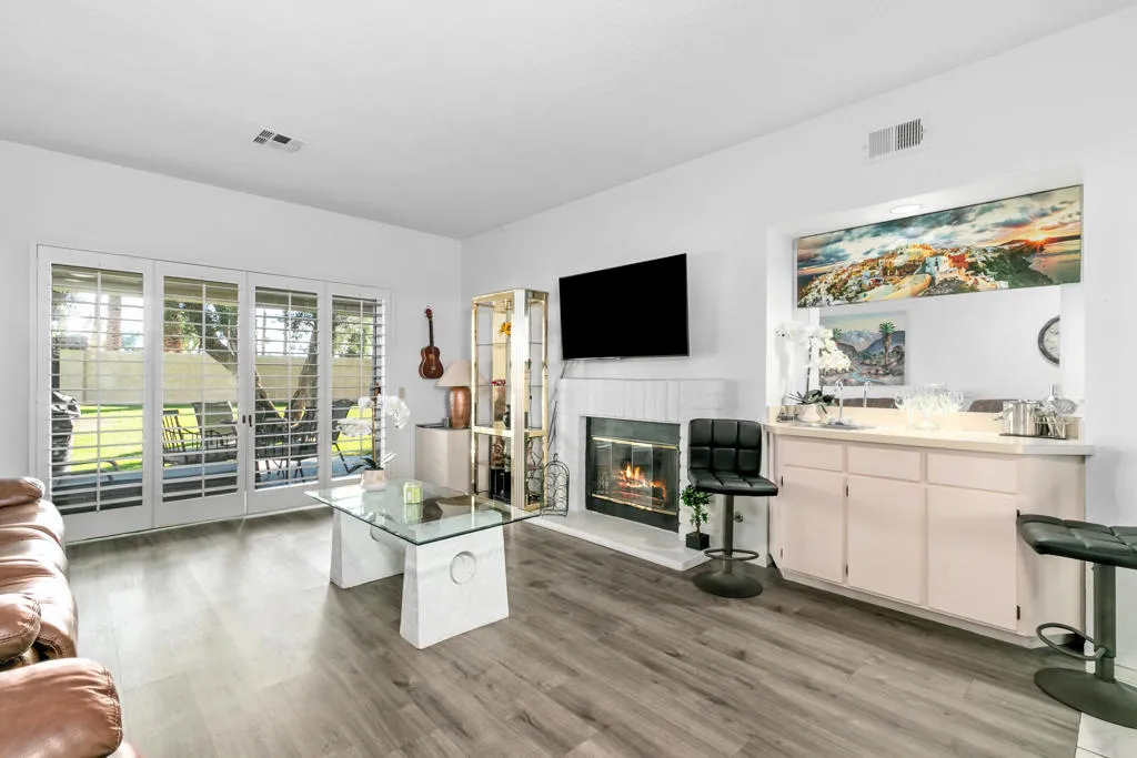 115 Desert Falls Dr. East Drive E, Palm Desert, California 92211 home-pic-26