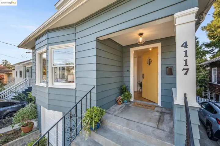 4117 Gilbert St, Oakland, California 94611