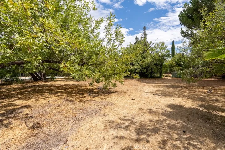 17320 Gresham, Sherwood Forest, California 91325