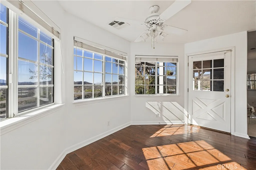 4131 Pelona Canyon Road, Acton, California 93510 home-pic-14