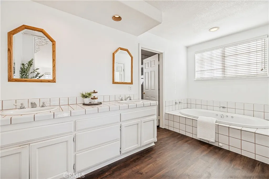 4131 Pelona Canyon Road, Acton, California 93510 home-pic-28