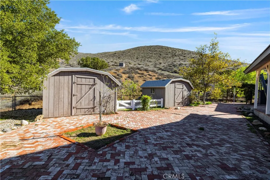 4131 Pelona Canyon Road, Acton, California 93510 home-pic-49