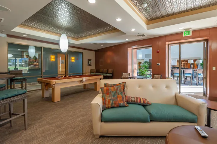 Billiards computer room 2 L