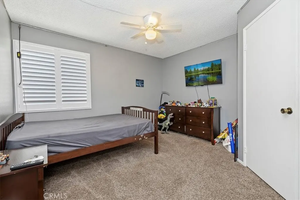 12202 Wind River Circle, Moreno Valley, California 92557 home-pic-24