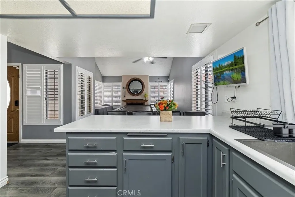 12202 Wind River Circle, Moreno Valley, California 92557 home-pic-11