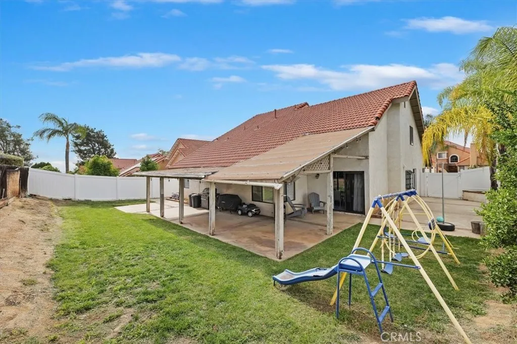 12202 Wind River Circle, Moreno Valley, California 92557 home-pic-32