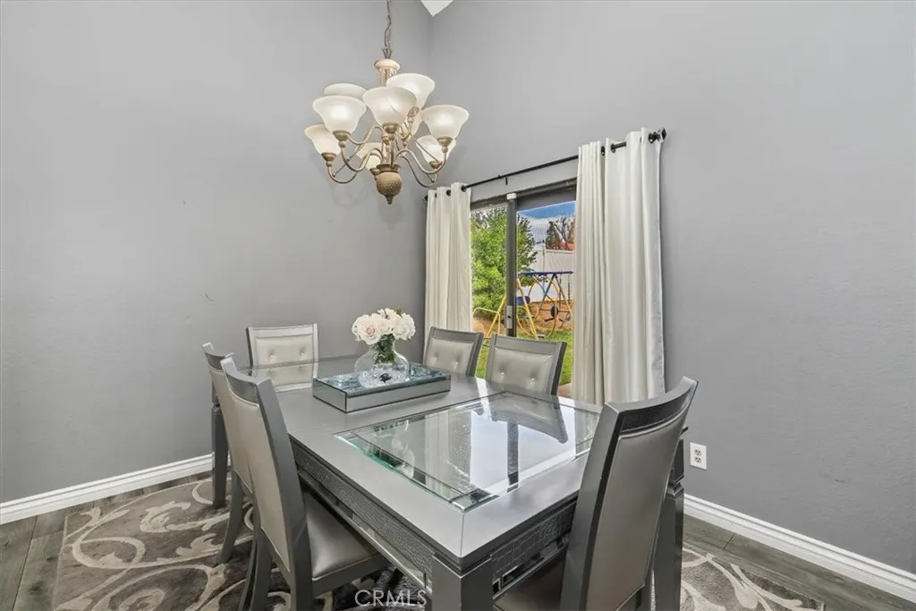 12202 Wind River Circle, Moreno Valley, California 92557 home-pic-13