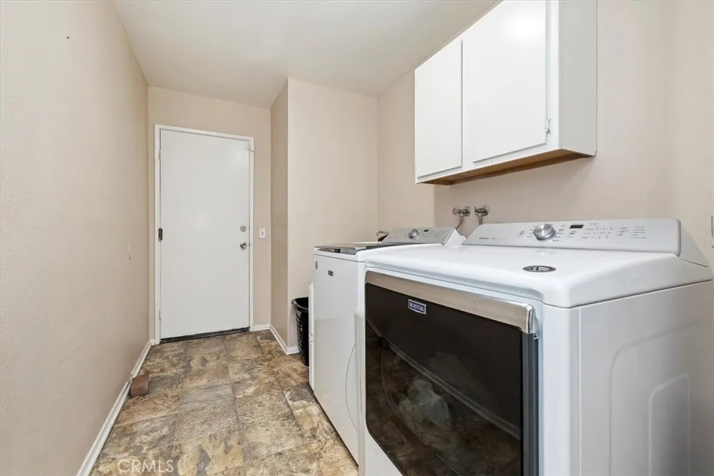 12202 Wind River Circle, Moreno Valley, California 92557 home-pic-28
