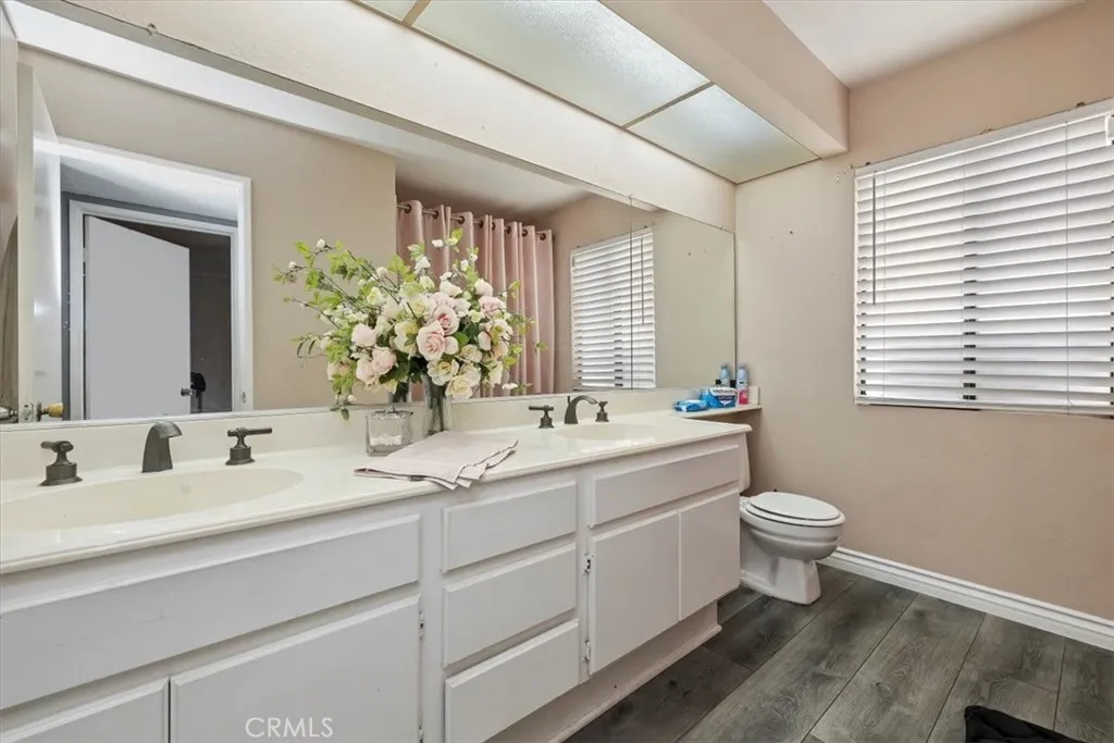 12202 Wind River Circle, Moreno Valley, California 92557 home-pic-26