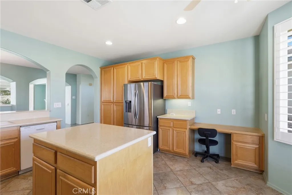 39320 Beringer, Murrieta, California 92563 home-pic-25